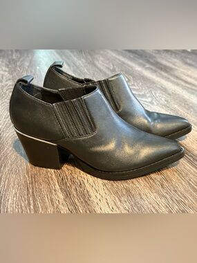 Black Pointed Toe Ankle Booties